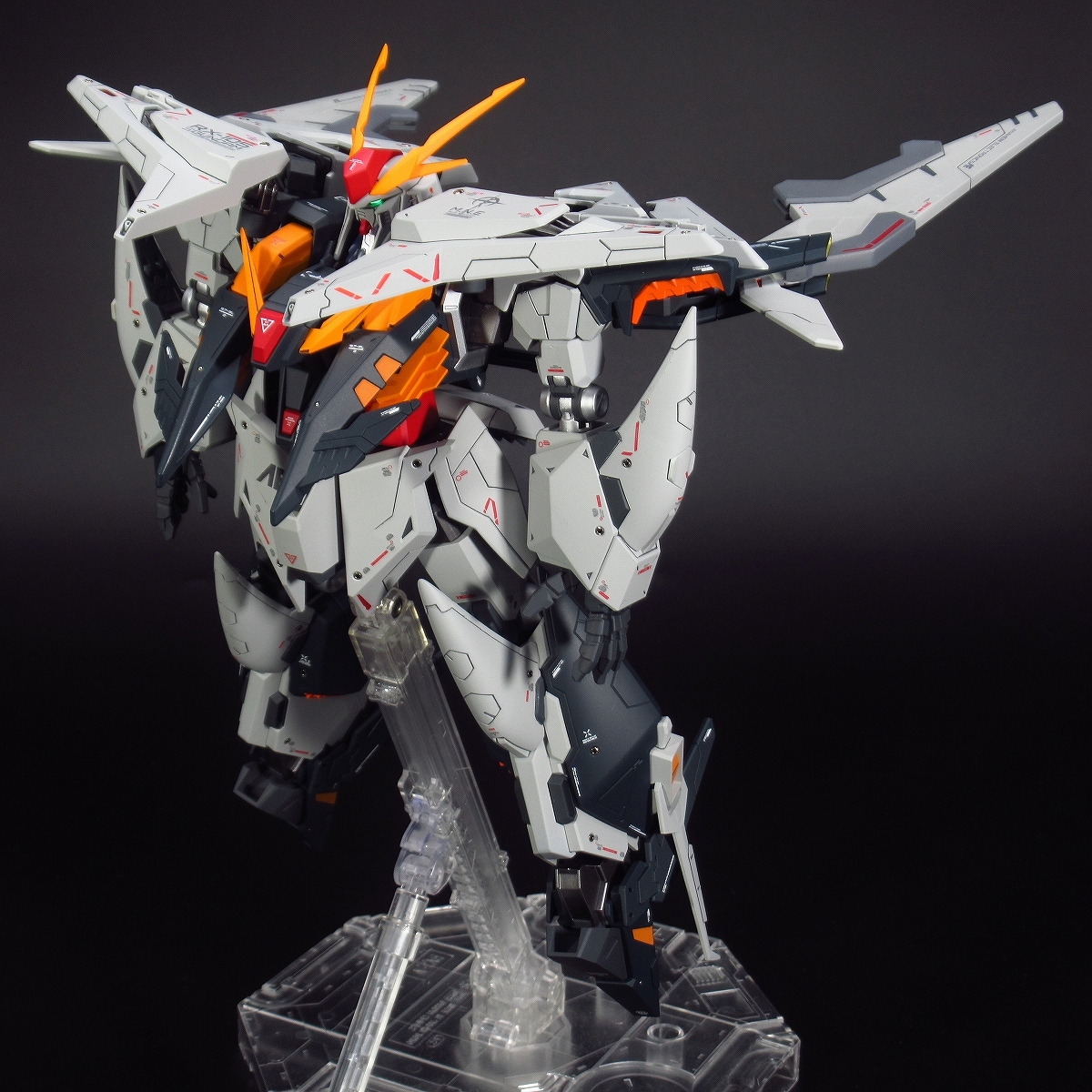 HGUC 1/144 RX-105 クスィーガンダム【塗装済完成品】機動戦士ガンダム 閃光のハサウェイ キルケーの魔女 Ξガンダム ...