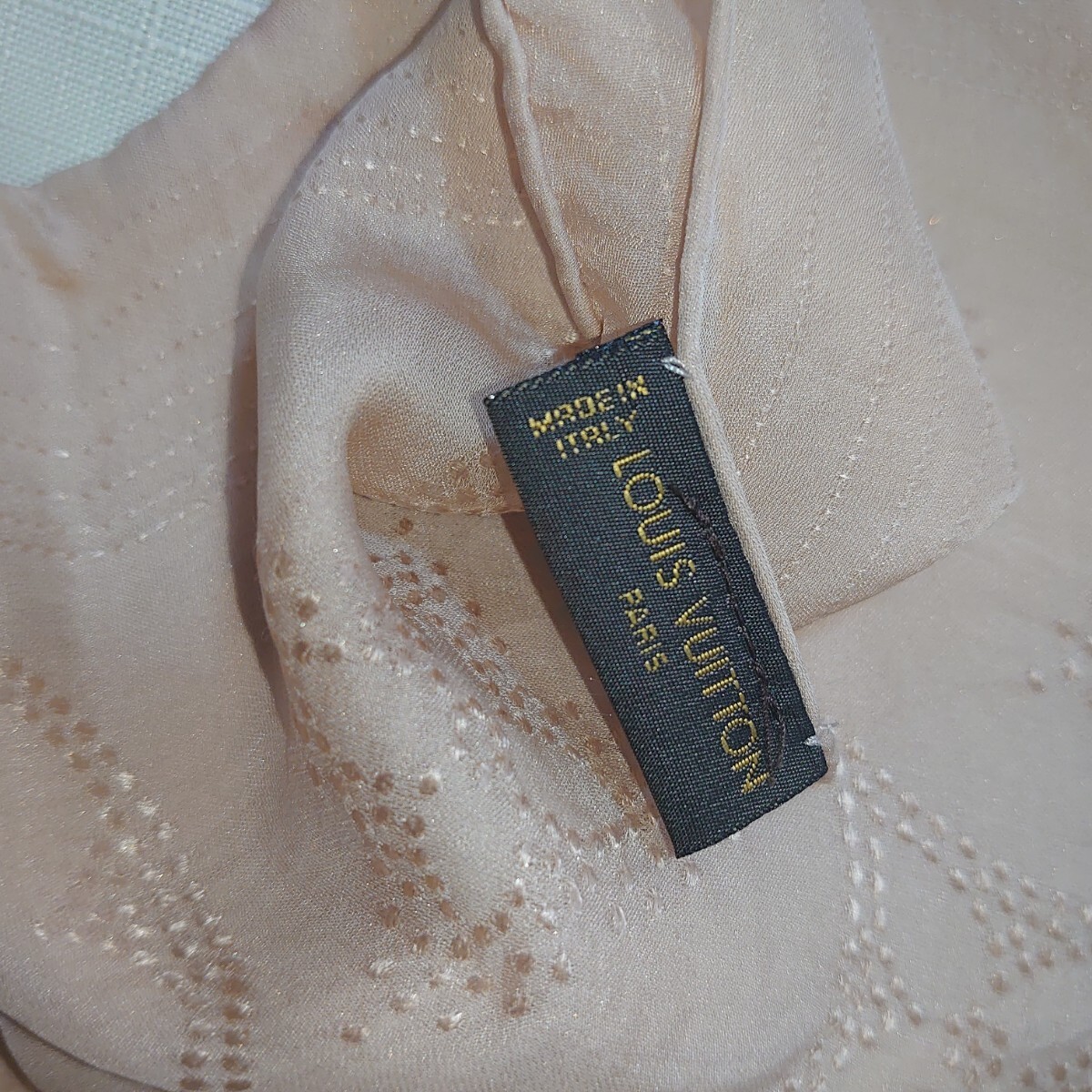 LOUIS VUITTON 大判ストール　salmon pink LOUIS VUITTON 大判ストールsalmon pink