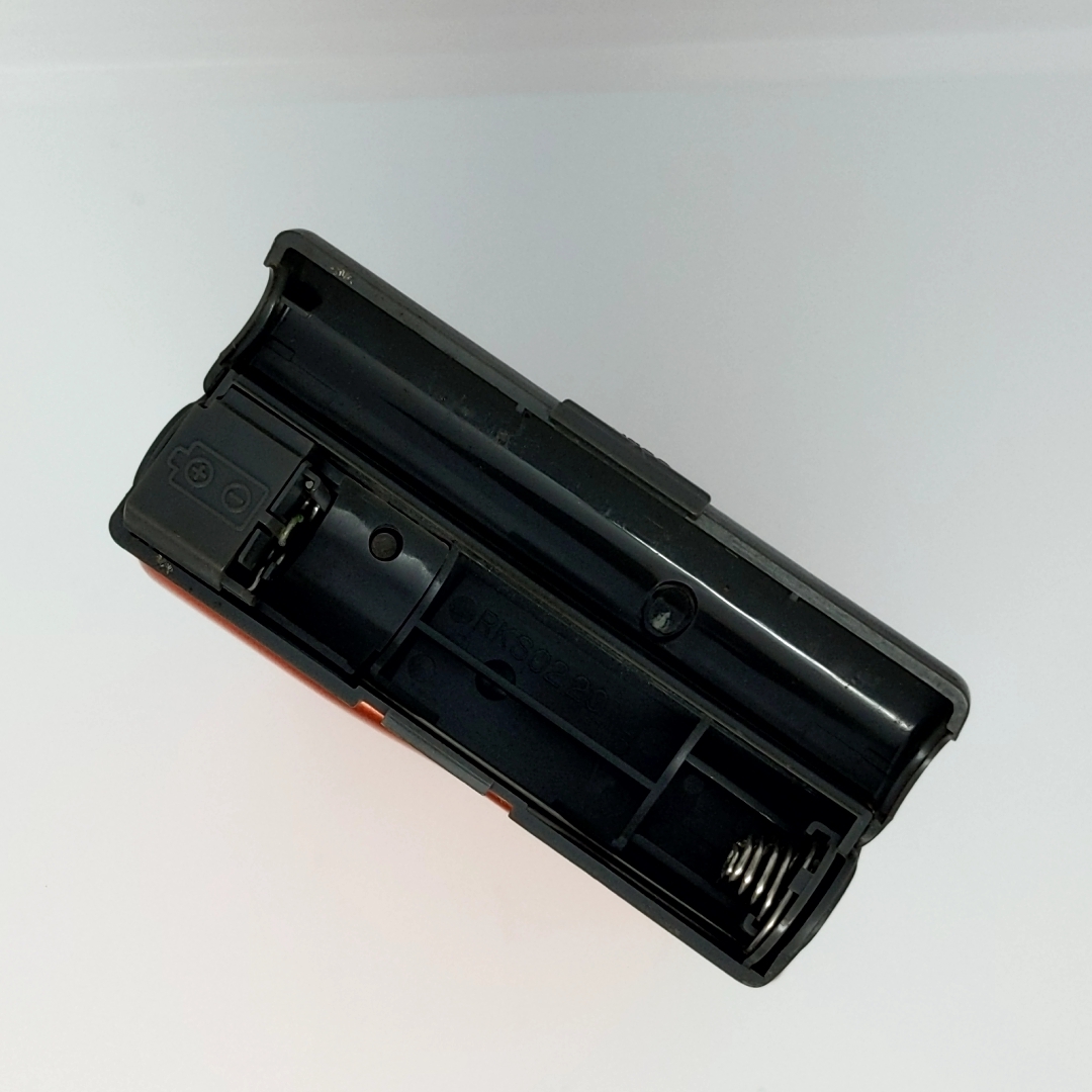 Who can repair a slow walkman cassette player in Quebec City