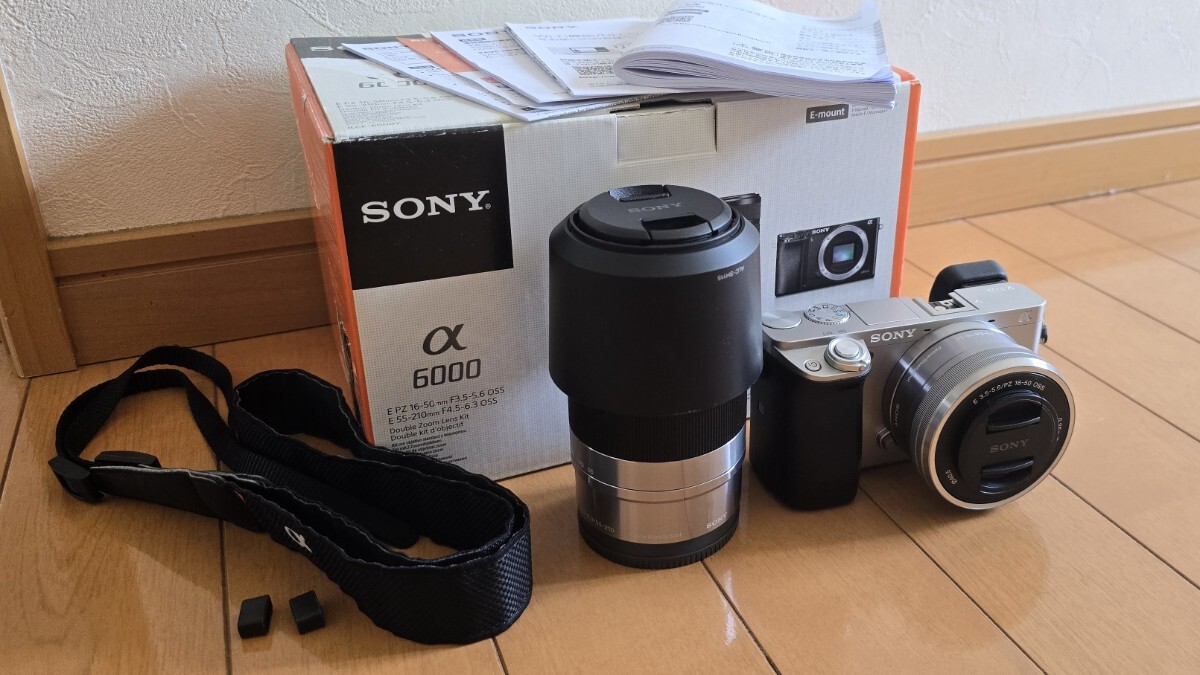 Amazon | SONY ミラーレス一眼 α6000 ダブルズームレンズキット