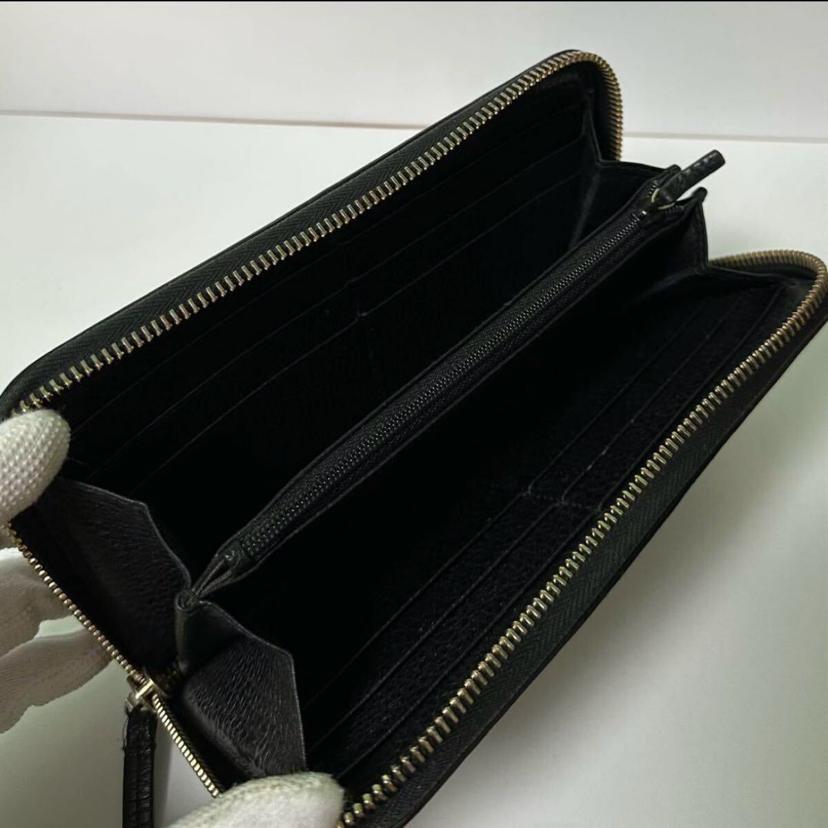 GUCCI グッチ 長財布 ラウンドファスナー インターロッキング GG