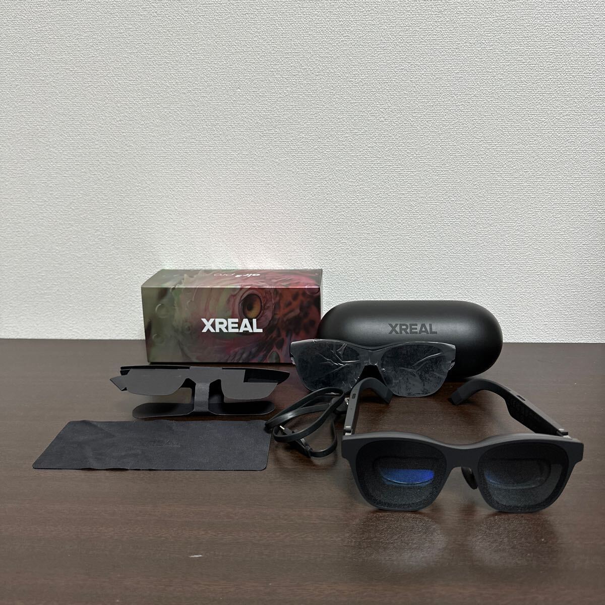 Les lunettes légères XREAL Air 2 Ultra offrent une expérience VR avancée pour une fraction du