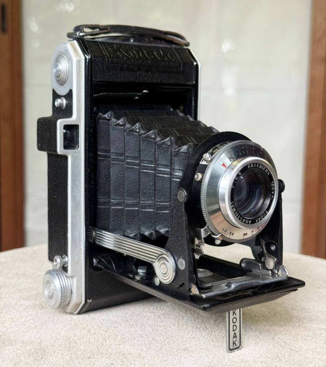 Appareil Photo Ancien Kodak Anastigmat Angénieux 100mm F4.5 – Modèle 36 à Soufflet