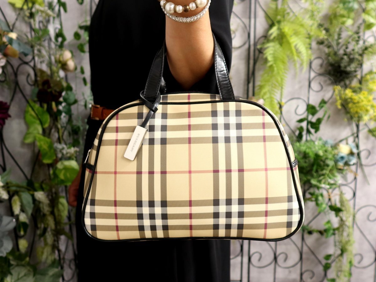 ○超美品○BURBERRY バーバリー○ノバチェック○ロゴプレート ○超美品○BURBERRY バーバリー○ノバチェック○ロゴプレート