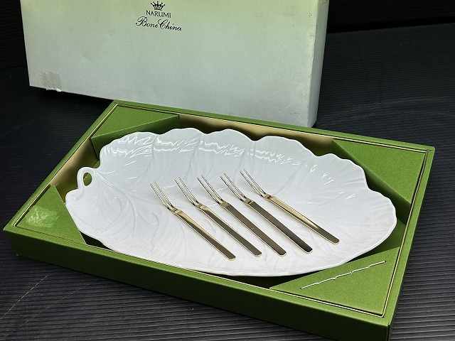 B54☆NARUMI BORN CHINA フォーク付リーフトレイ ナルミ 洋食器 /【Buyee】