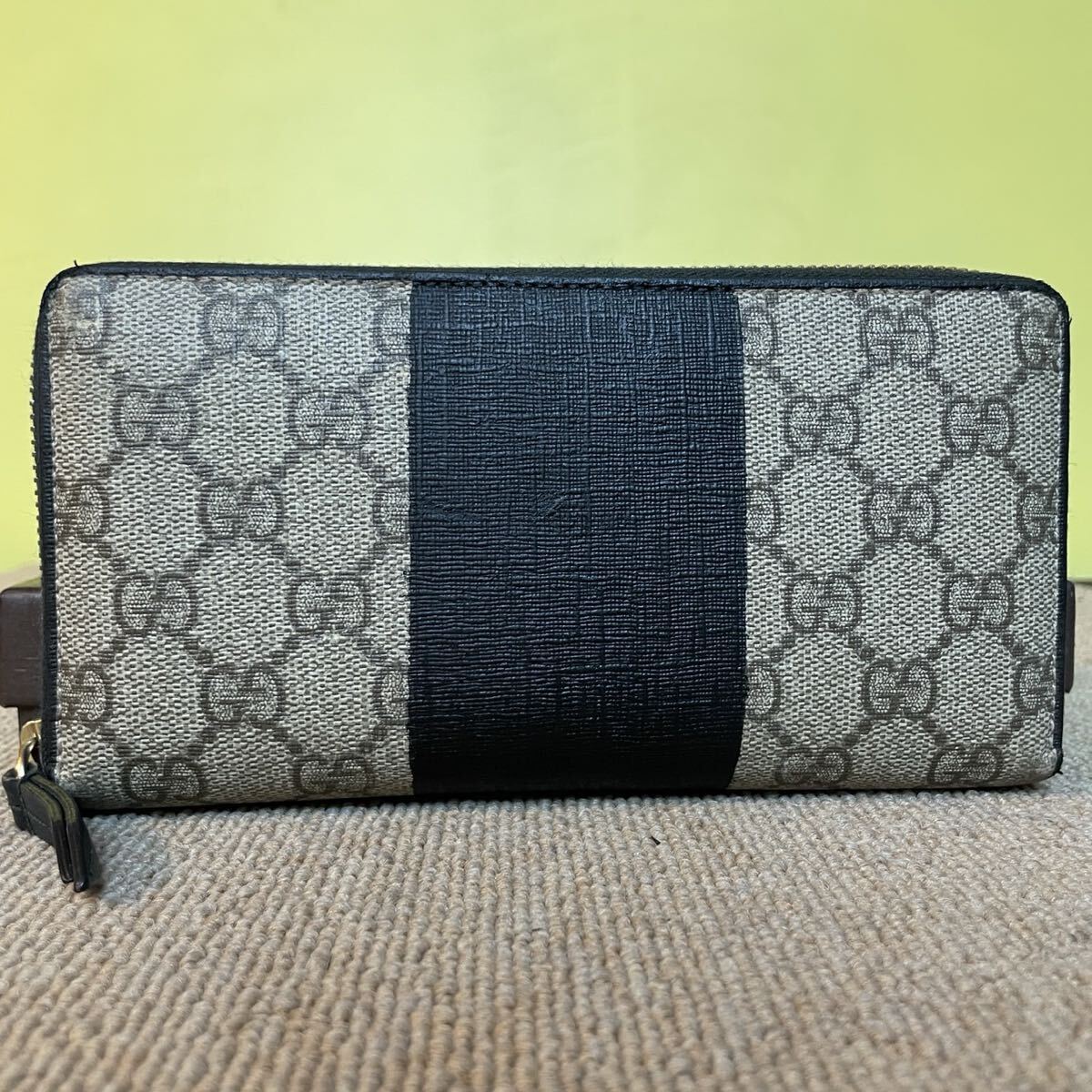 美品✨️UCCI アクセサリーポーチ GGキャンバス ハンドバッグプレート2727 1円 1円 美品 GUCCI グッチ GGキャンバス レザー アクセサリーポーチ