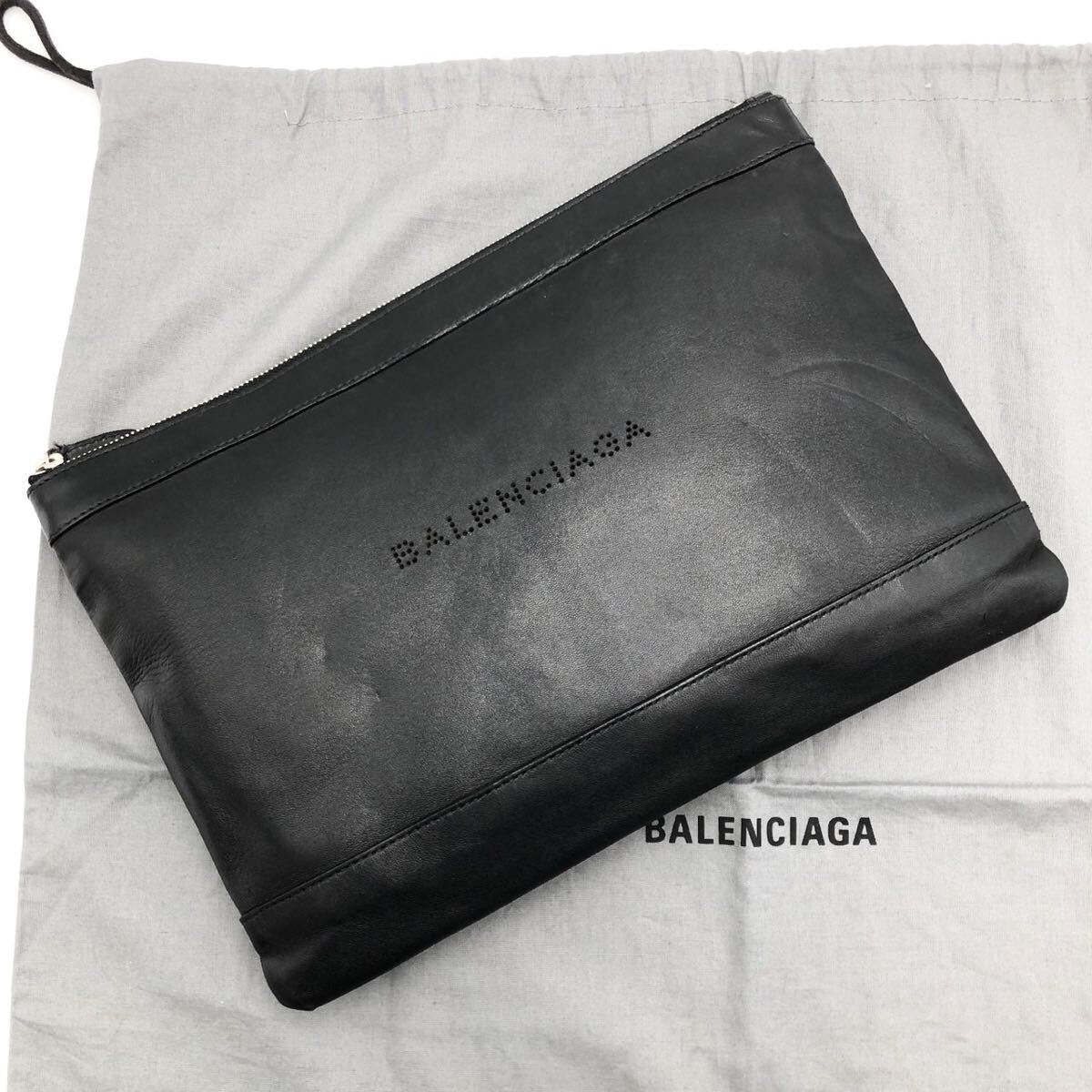☆BALENCIAGA バレンシアガ レザークラッチバッグ パンチングロゴ