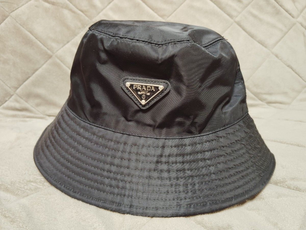 PRADA プラダ バケットハット 三角ロゴ ブラック | Shop at