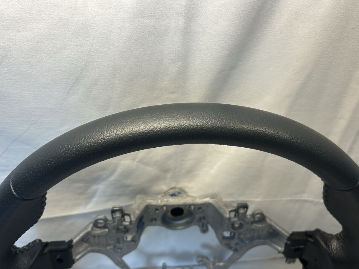 レザー ステアリング ハンドル GUN125 ハイラックス GS120-06310 トヨタ 純正 GU26-0312 /【Buyee ...