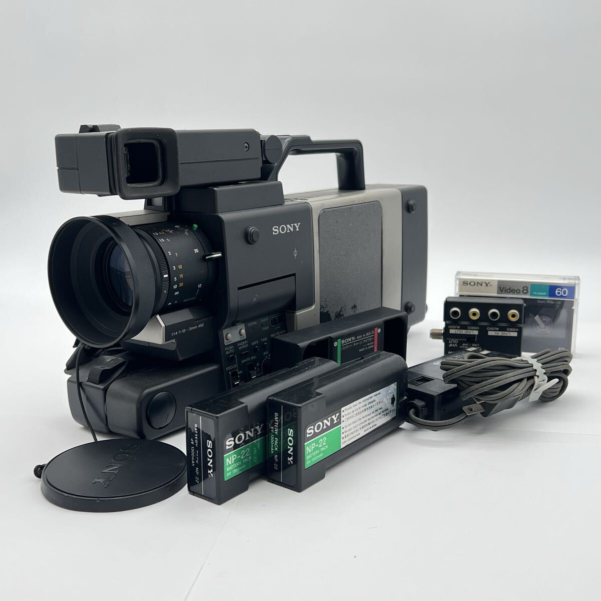 K0229 소니 소니 8mm 캠코더 CCD-V100 Video8 PRO 레트로 핸디캠 케이스 액세서리 포함