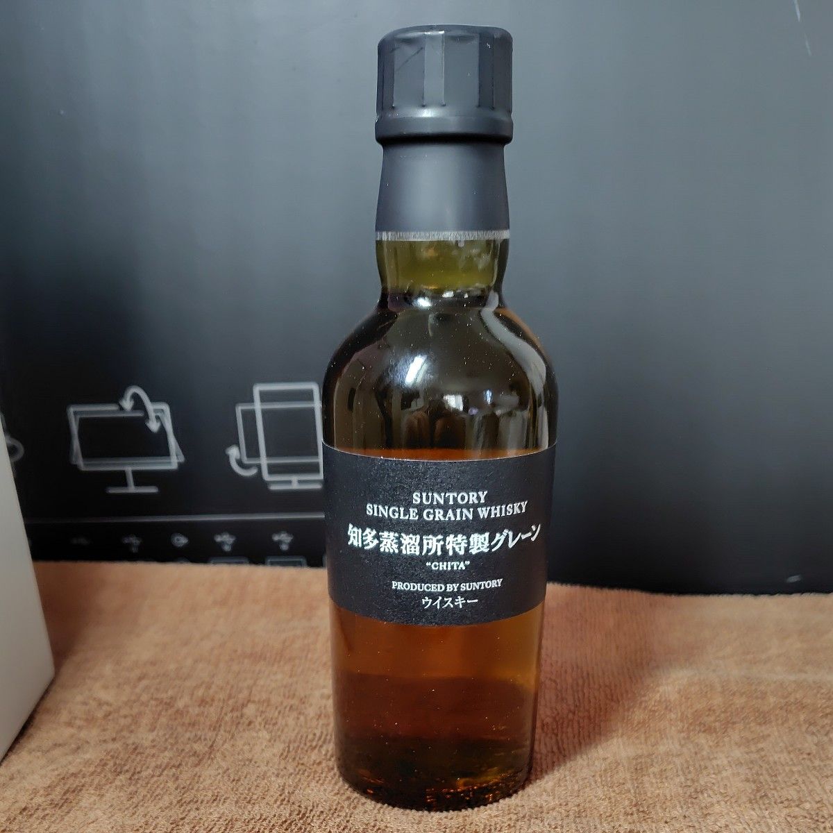 知多蒸溜所特製グレーン　180ml' 楽天市場】【レトロ】知多蒸溜所特製グレーン 43度 180ml : 中央酒販