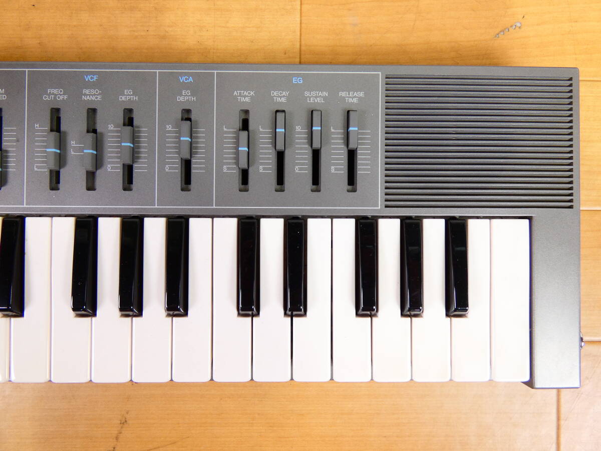 YAMAHA ヤマハ CS01 シンセサイザー 音響機器 機材 ※簡易動作OK！/ソフトケース＆取扱説明書付属 @100 (3 ...