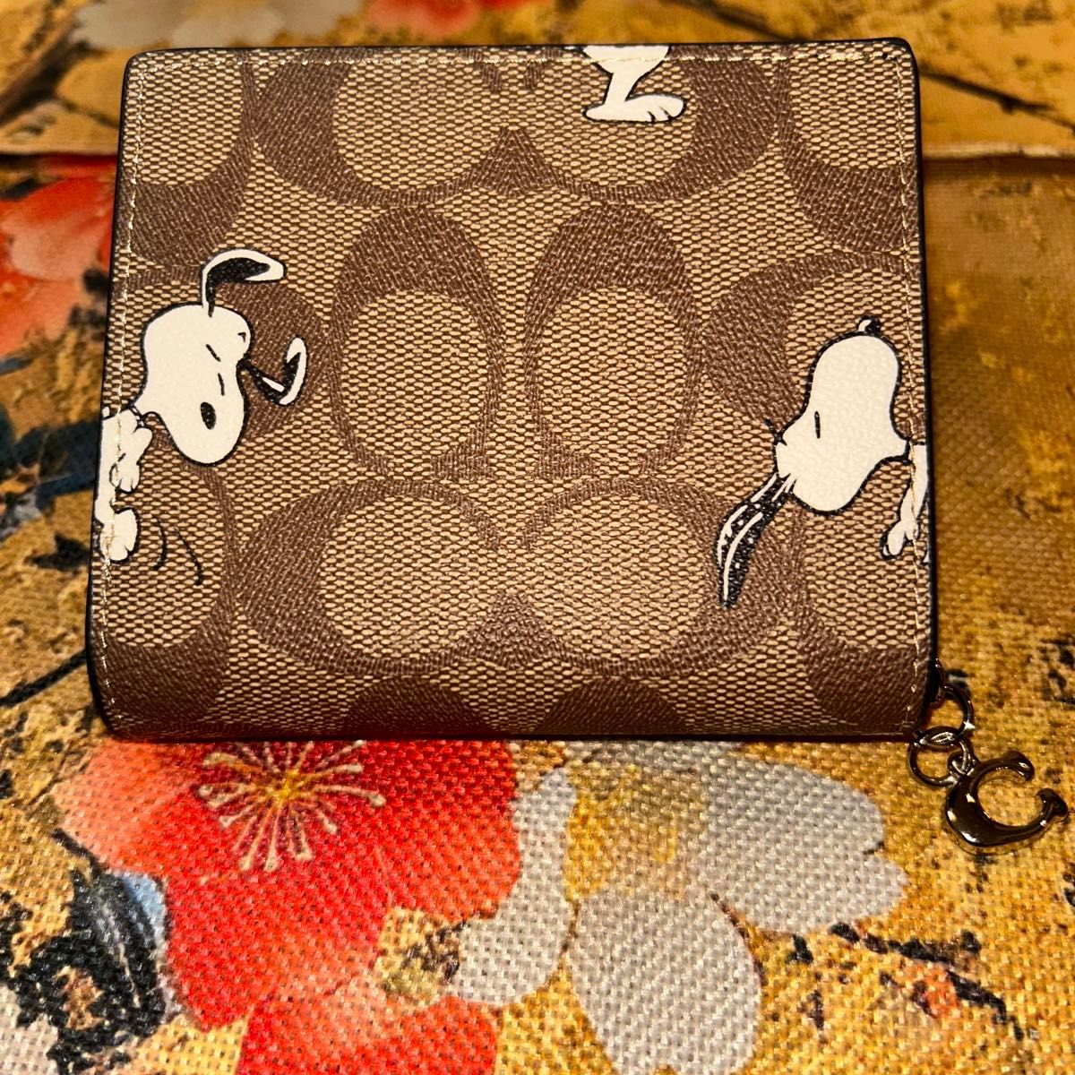 ☆新品☆COACH x スヌーピー コーチ二つ折り財布 | Shop at