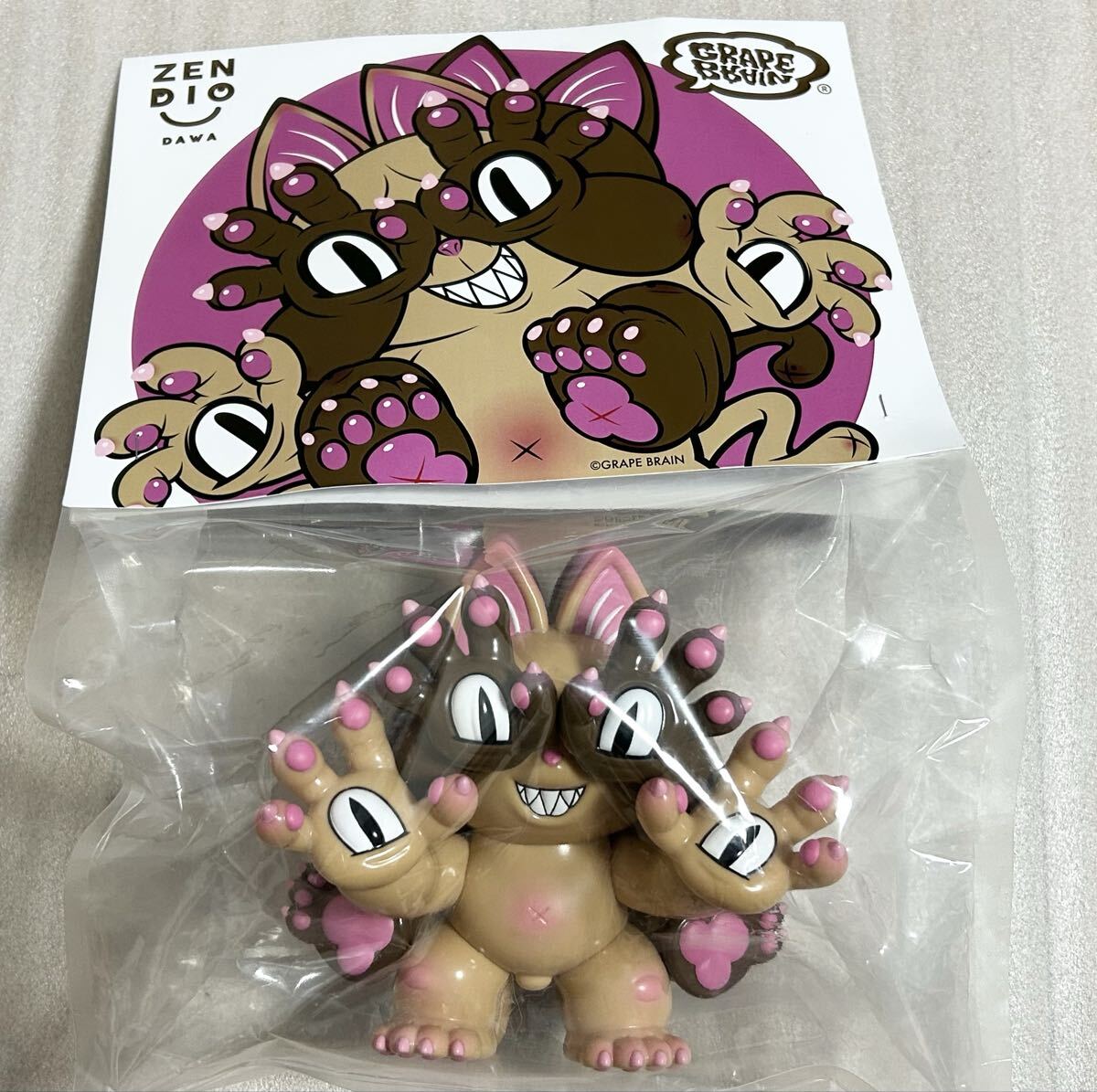 新品 GRAPE BRAIN タイTTE ONIGIRI COMBO ソフビ 新品 タイTTE限定 GRAPE BRAIN ONIGIRI COMBO おにぎりコンボ ソフビ
