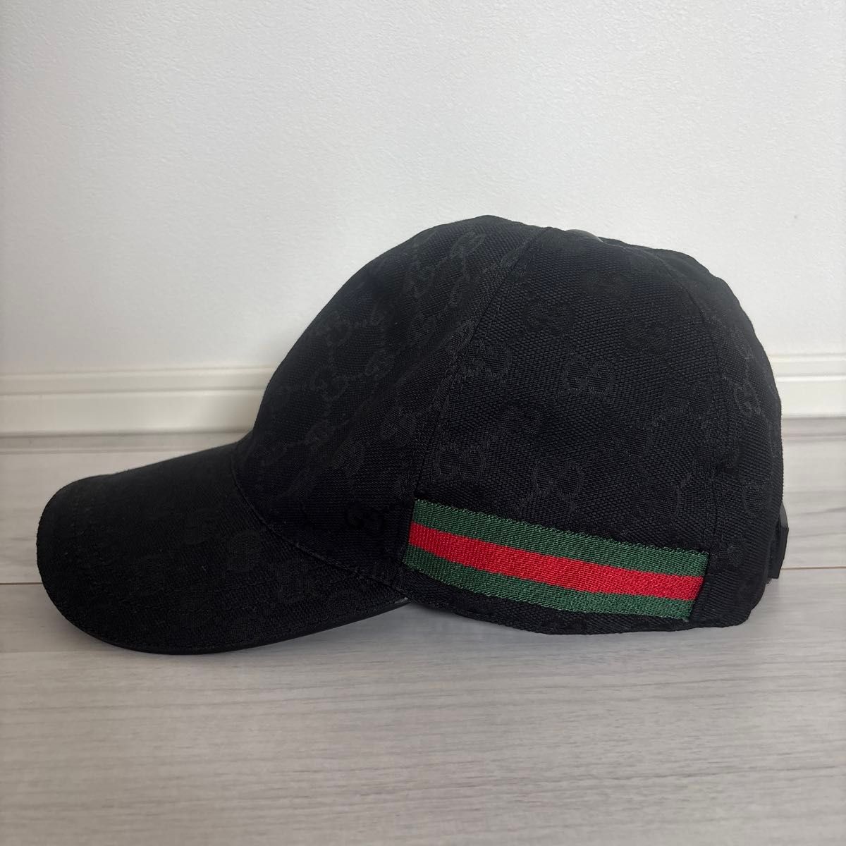 GUCCI グッチ GGキャンバス ベースボールキャップ シェリーライン 黒 M