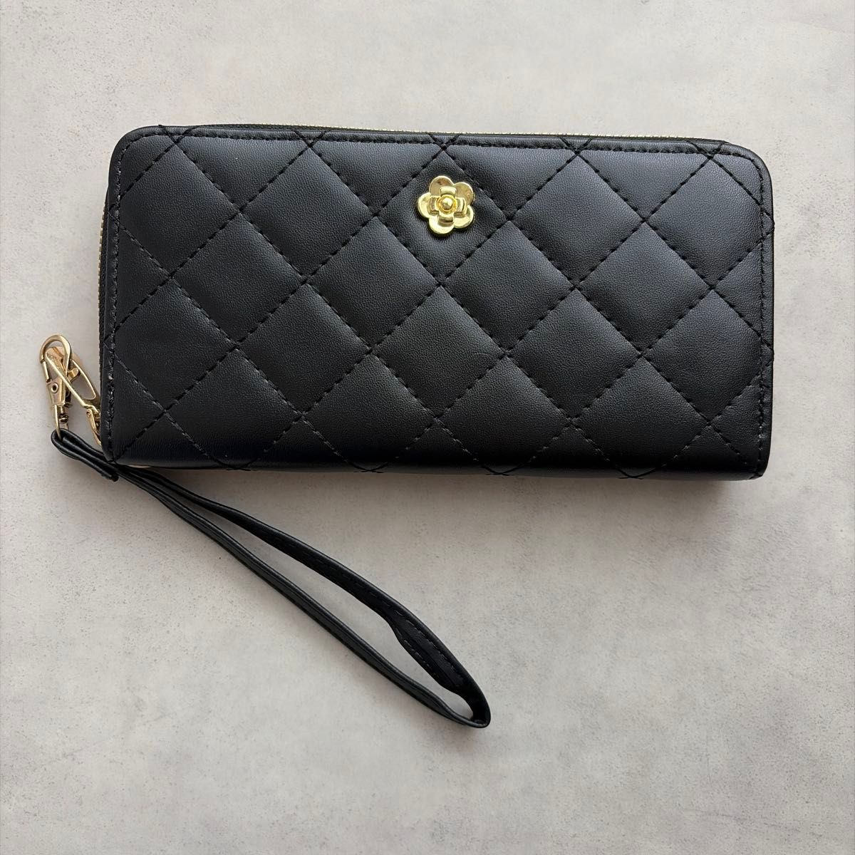 新品 未使用 長財布 ブラック ワンポイント 財布 レディース 黒 | Shop 