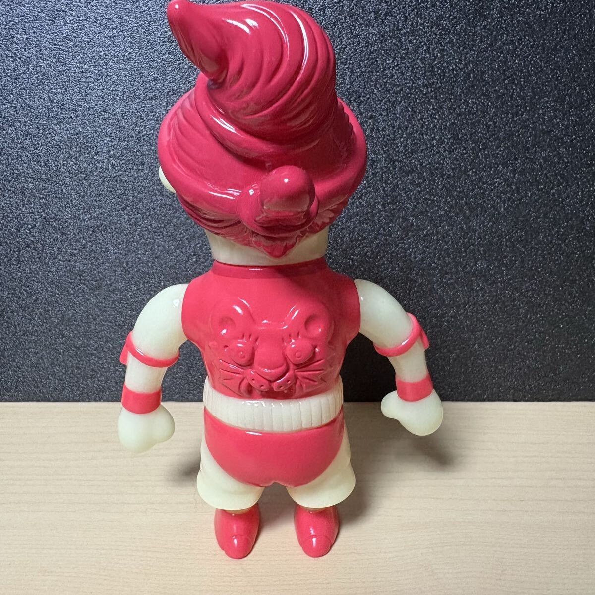 Muay mui IZUMONSTER ソフビ 蓄光 イズモンスター /【Buyee】