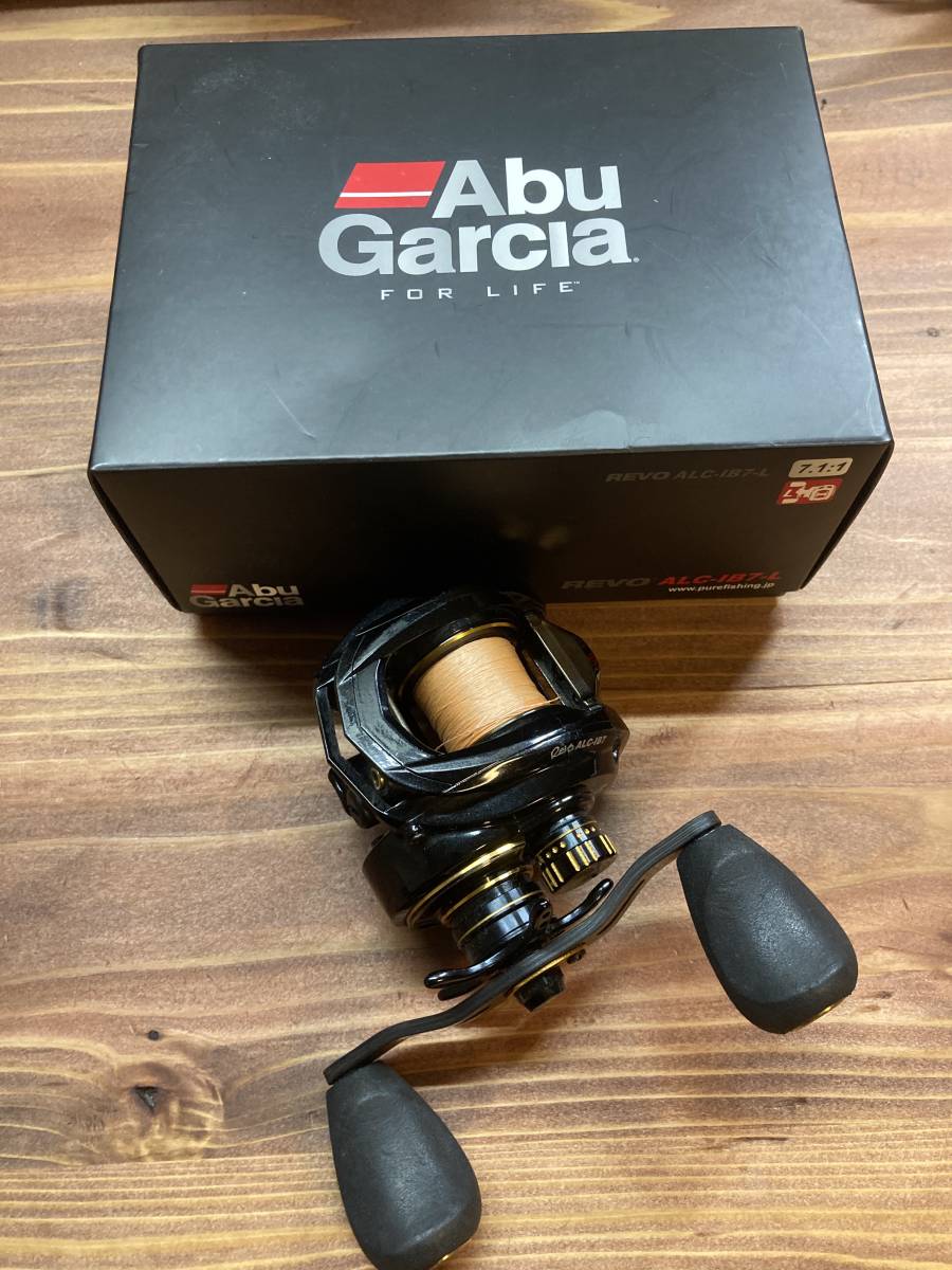 Moulinet Casting Abu Garcia Revo SLC-IB7 – Droite, Occasion, Très Bon état