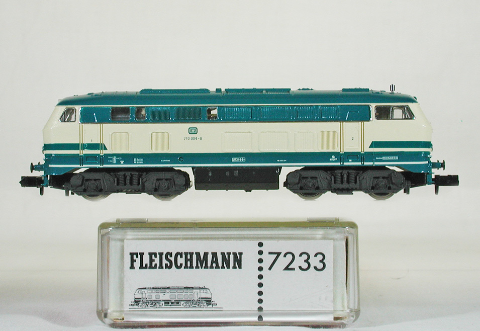 最適な材料 販売期間 限定のお得なタイムセール FLEISCHMANN #7233 ＤＢ 旧西ドイツ国鉄 ＢＲ２１０型ディーゼル機関車 タルキス塗装 ianmatthewvoigts.com ianmatthewvoigts.com