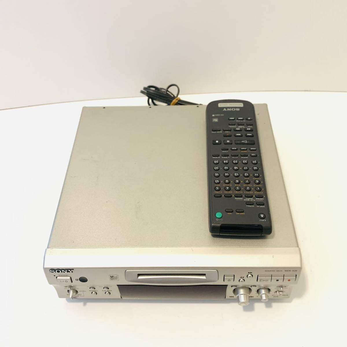 3198 ★SONY MINIDISC DECK MDSS39 MD RECORDER☆MDデッキ ソニー 送料無料 匿名配送