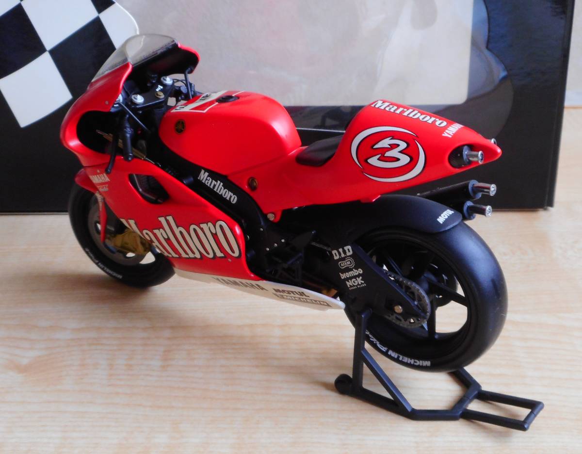 マリナボーダー ミニチャンプス 1/12 2000年型YZR500 ビアッジ#4