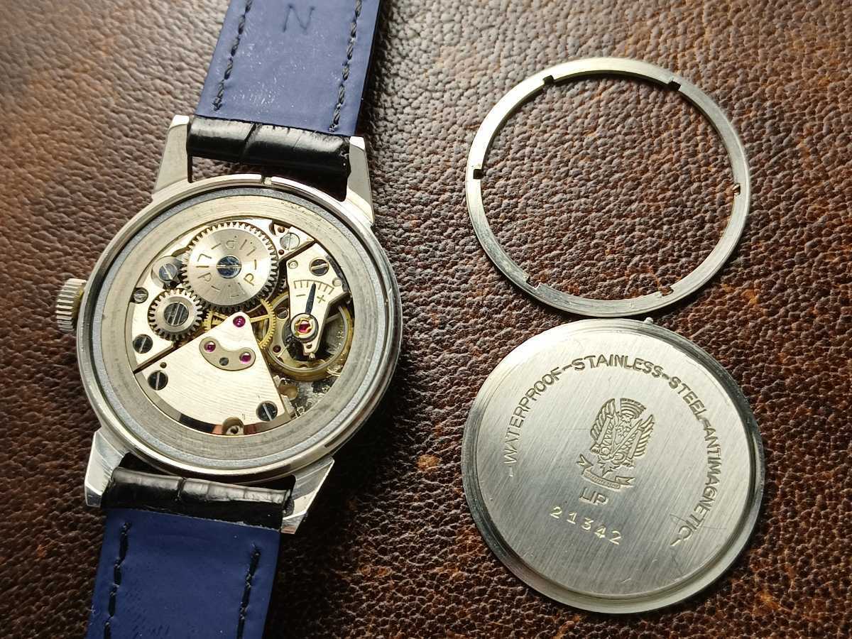 Cal R23 NOS未使用品&OH済み!1940年代 LIP リップ 33mm径オールSS製特殊防水ケース!オリジナル文字盤!代表機cal.R23搭載!極 ...