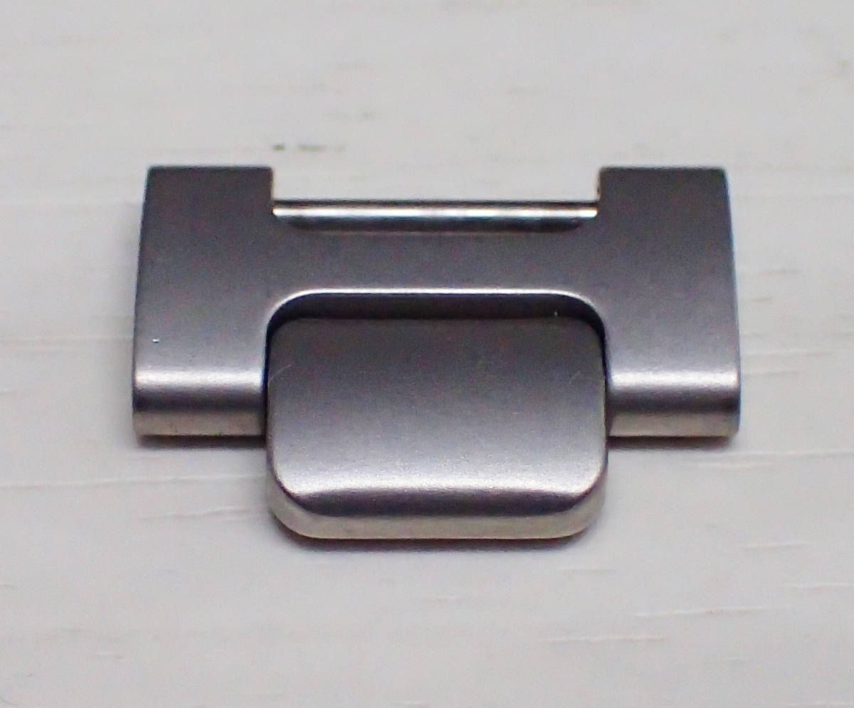 大切な 最大65%OFFクーポン Sinn EZM2用 Metal Bracelet SS Matt 20mm ステンレス ブレスレット用駒 2 bigportal.ba bigportal.ba