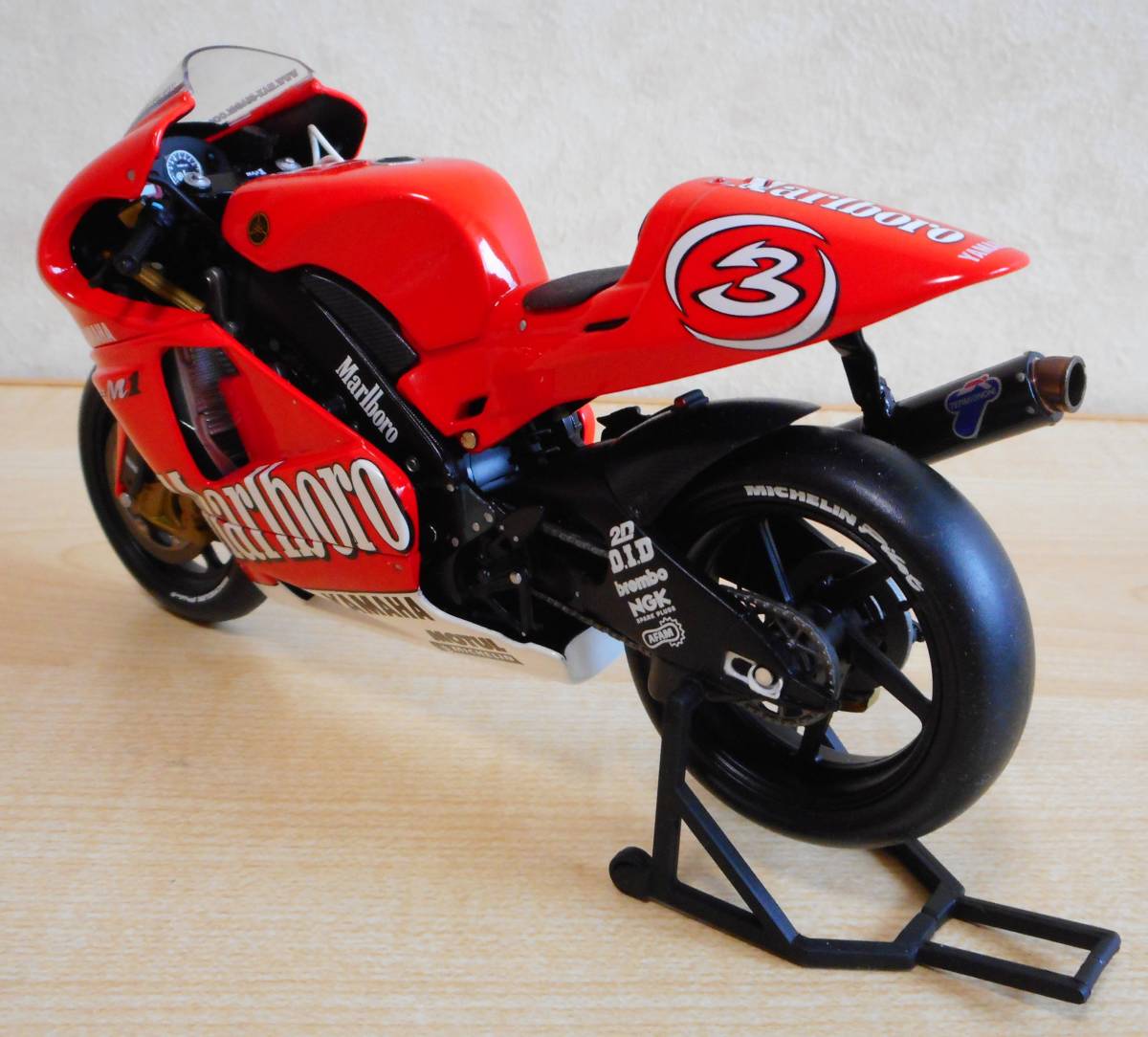 マリナボーダー ミニチャンプス 1/12 2000年型YZR500 ビアッジ#4