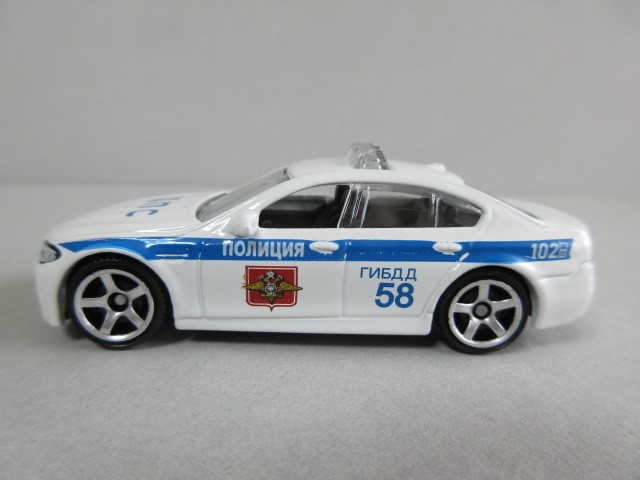 最大77％オフ！ 女性が喜ぶ 新品 日本未入荷 ロシア警察 RUSSIA Police パトカー BMW MatchBox製 トミカサイズ ianmatthewvoigts.com ianmatthewvoigts.com