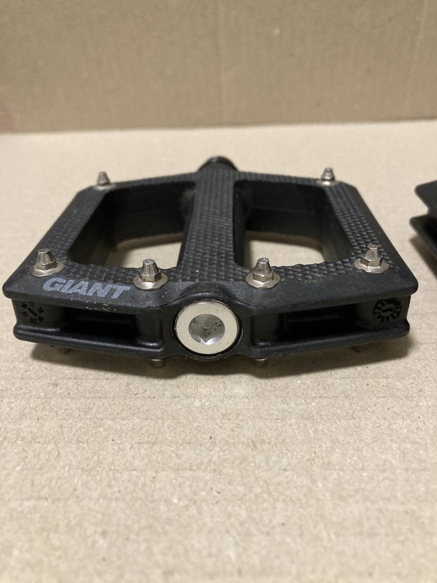 giant pinner lite flat