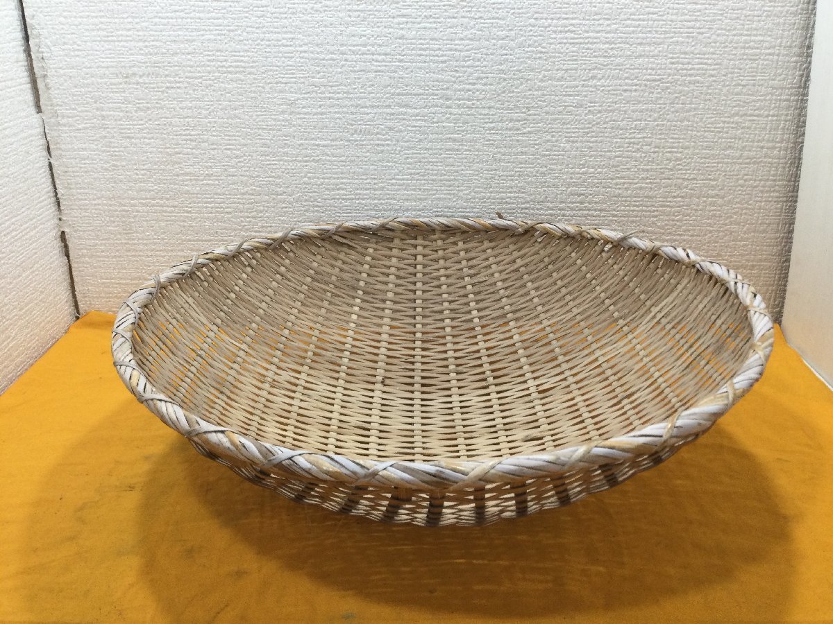 昭和レトロ！！竹籠 竹ざる ザル 竹編み細工 竹篭 かご 編み籠 古民具 民芸品 古道具 野菜入れ 農具 畑 農作業 幅48.5cm A ...