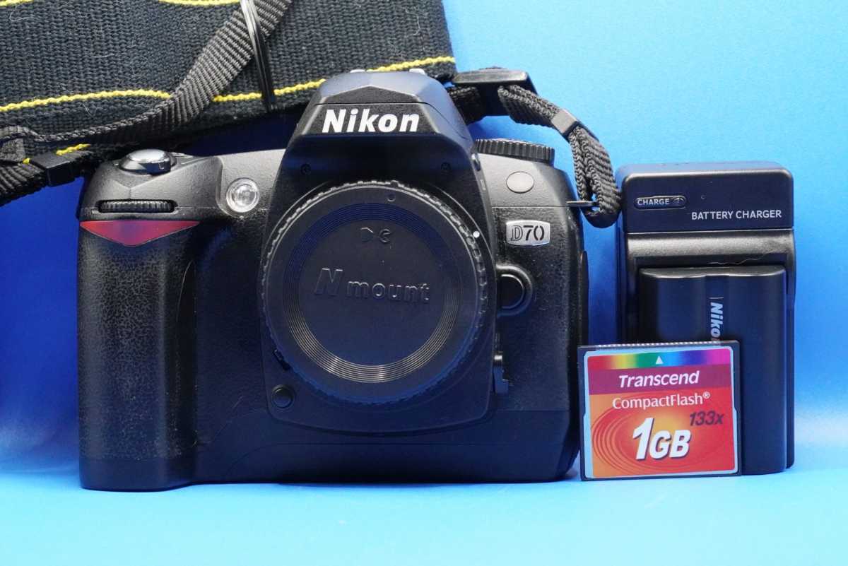 ニコン デジタル一眼レフカメラ D70(NIKON D70)動作確認済品