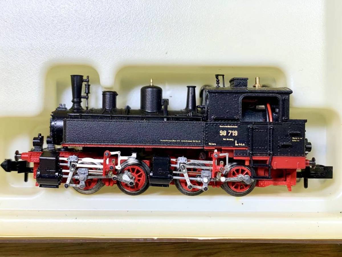 Nゲージ ミニトリックス 蒸気機関車&客車 4両セット おもちゃ 鉄道模型