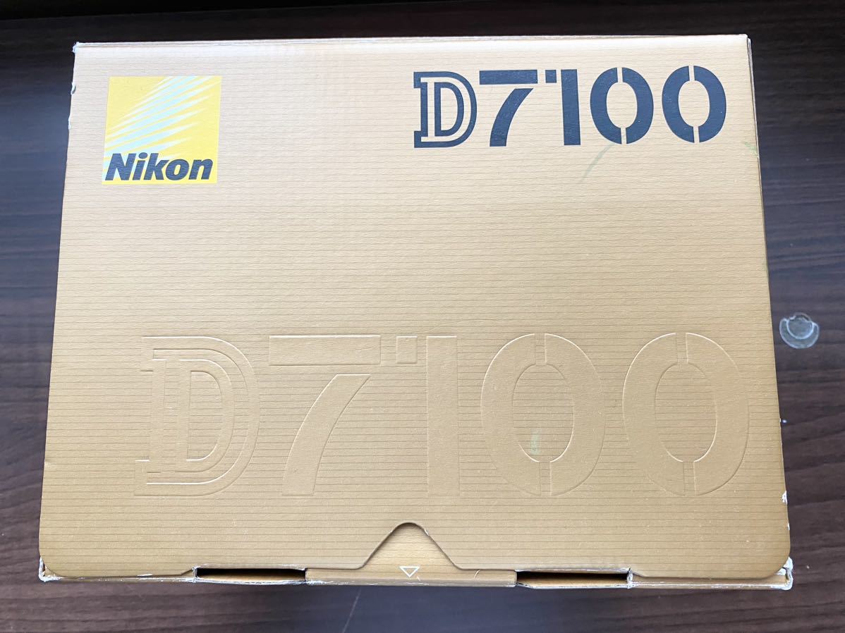 新品級☆シャッター回数わずか376回☆Nikon ニコン D7100 ボディ 