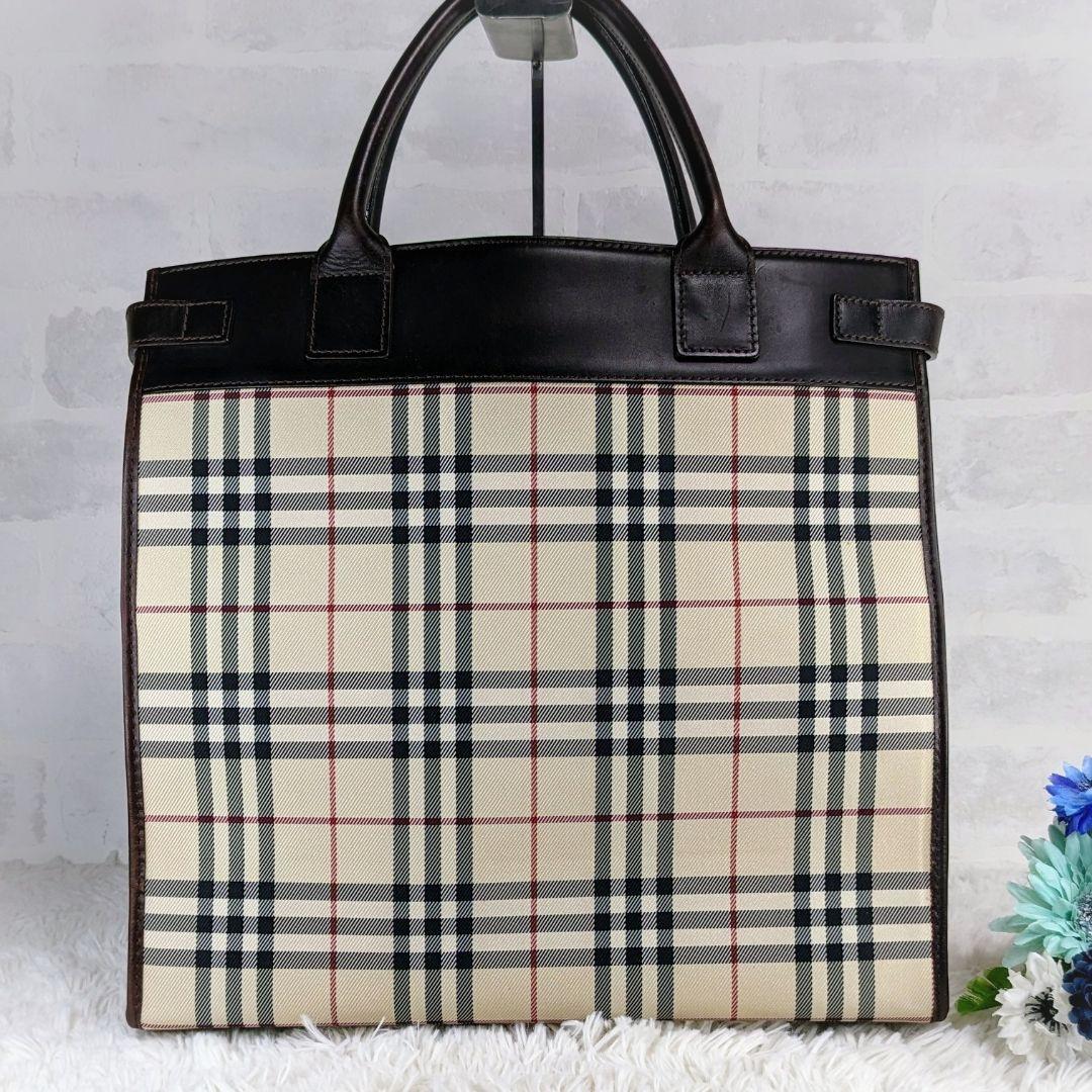 美品 BURBERRY バーバリー ノバチェック トートバッグ ロゴプレート 大