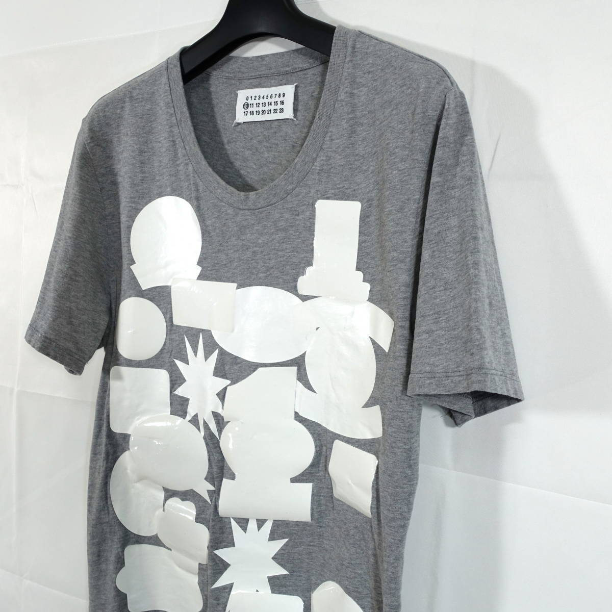 良品】マルタンマルジェラ 幾何学模様プリントＴシャツ Margiela