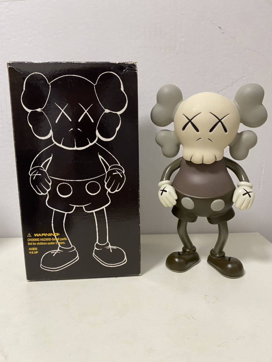 KAWS COMPANION by REALMAD HECTIC ブラック smcint.com