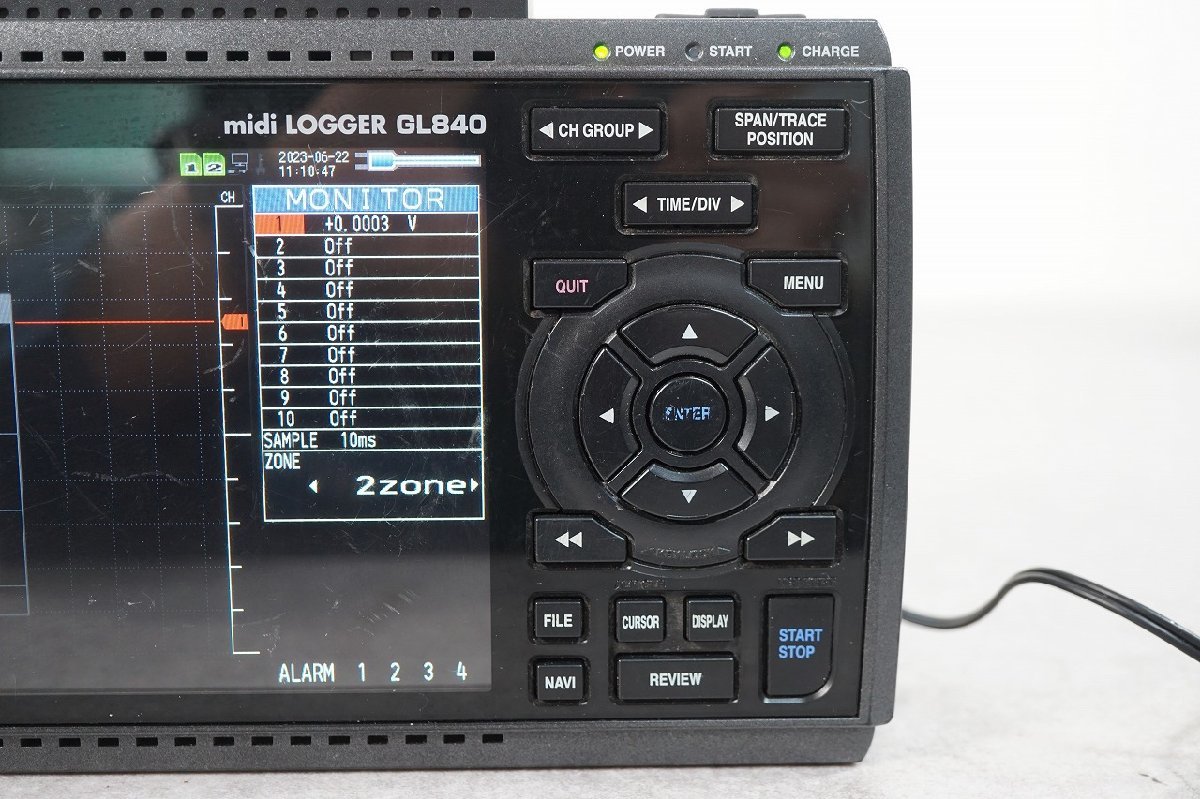 [NZ] [G609280] グラフテック/GRAPHTEC midi LOGGER GL840 絶縁多チャンネル データロガー ケース付き ...