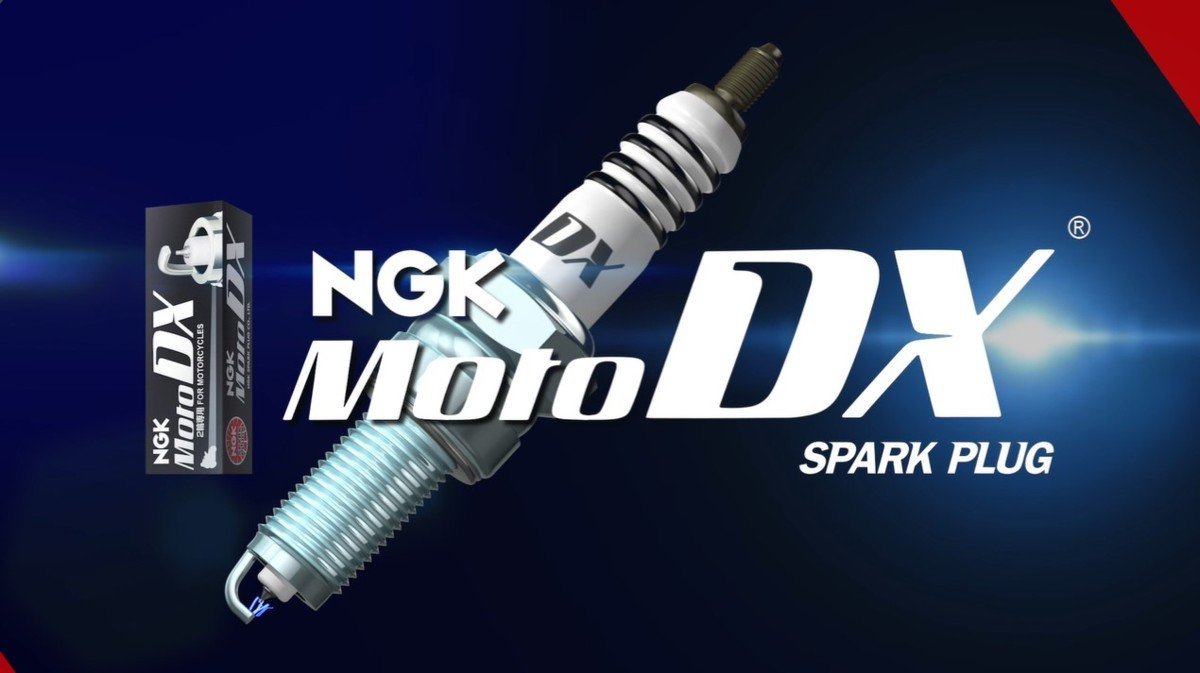 買い物サービス NGK プラグ DR8EA 4本 FZR1000 TW200 TW225他 新品