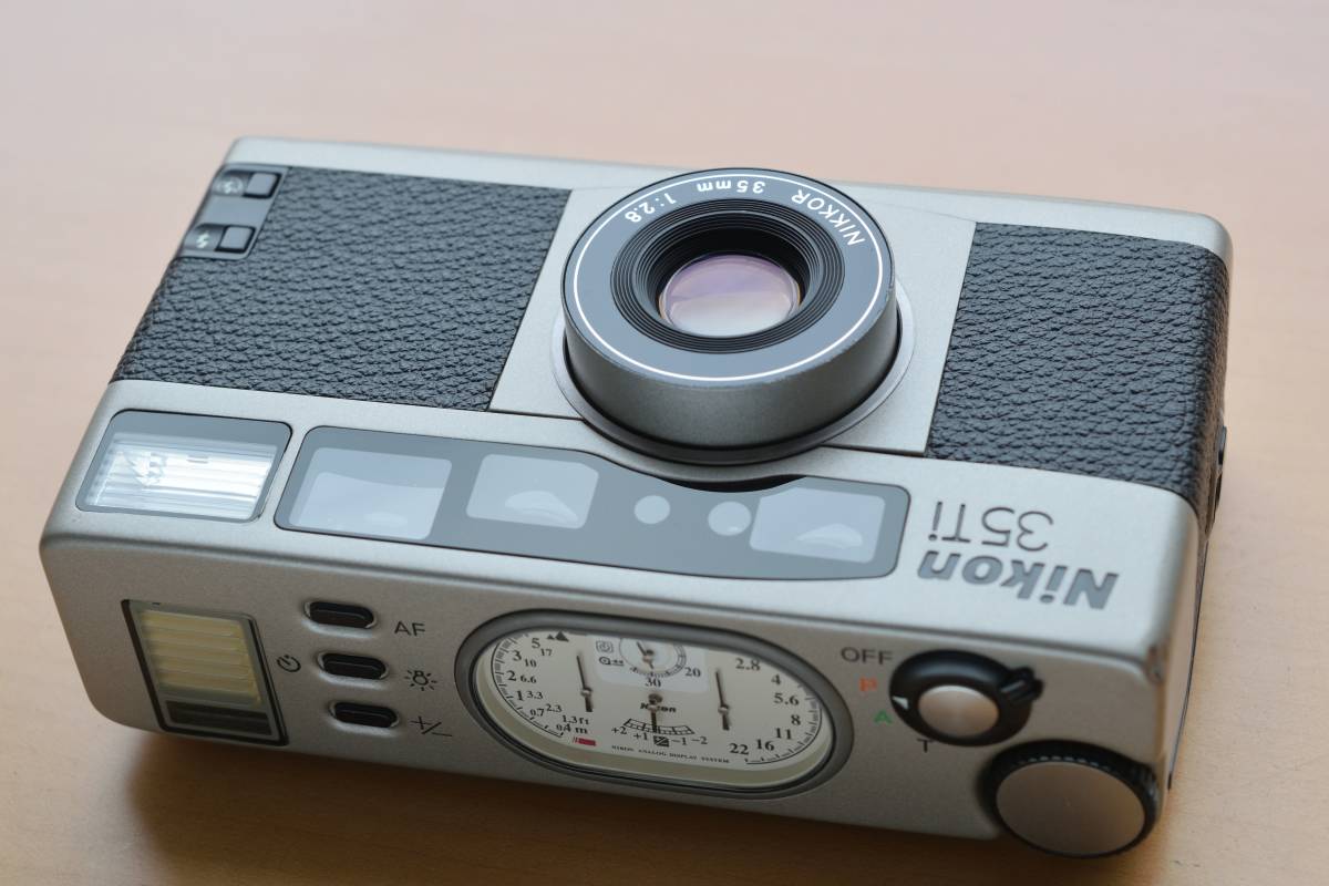 最大5000円OFFクーポン Nikon 35Ti ケース.ストラップ.取説付き