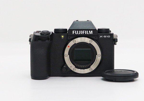 ◇美品【富士フイルム】FUJIFILM X-S10 ボディミラーレス一眼カメラ