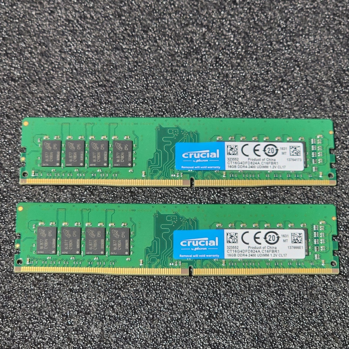 Crucial CT16G4DFD824A 16GB geheugen (DDR4, 2400 MT/s, PC4-19200, Dual Rank x 8, DIMM, 288-Pin