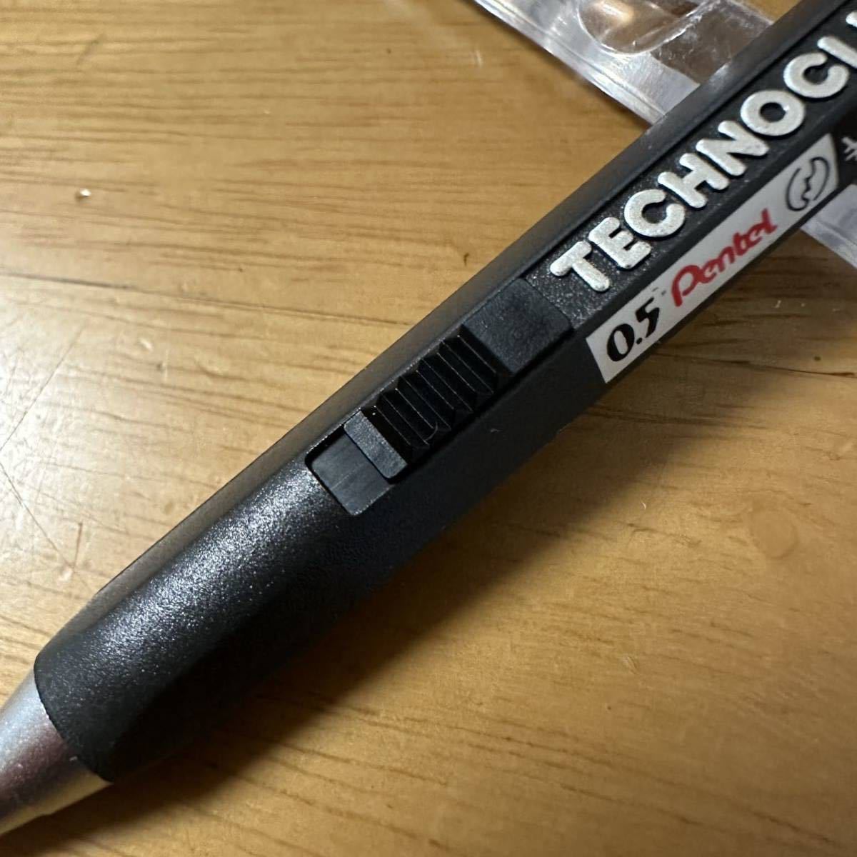 在庫処分特価 廃盤 Pentel 緑 TECHNOCLIC 0.5 0.5 ぺんてる テクノ