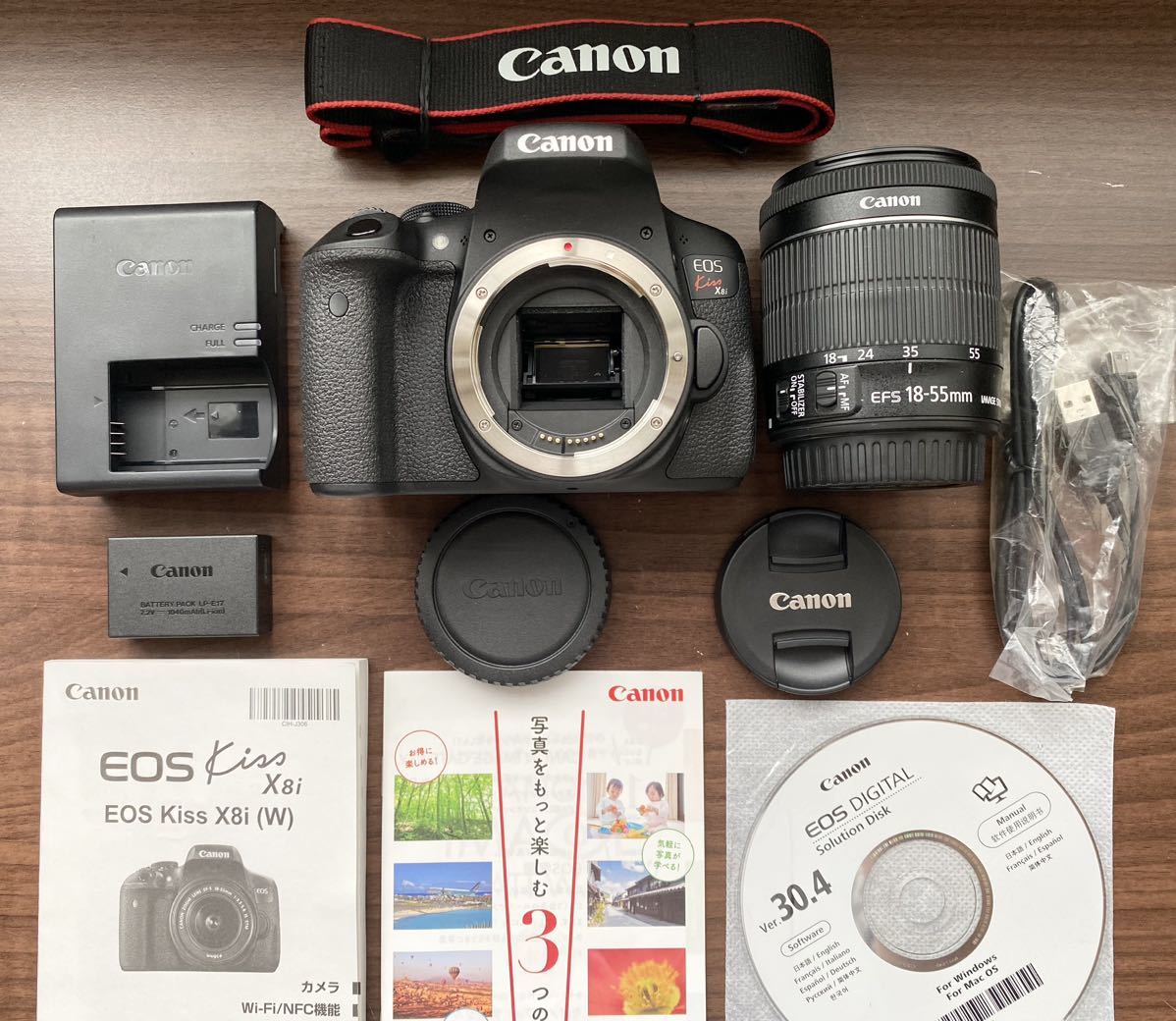 1626945】キャノン EOS Kiss X8i EF-S 18-55 IS STM キット - カメラ 