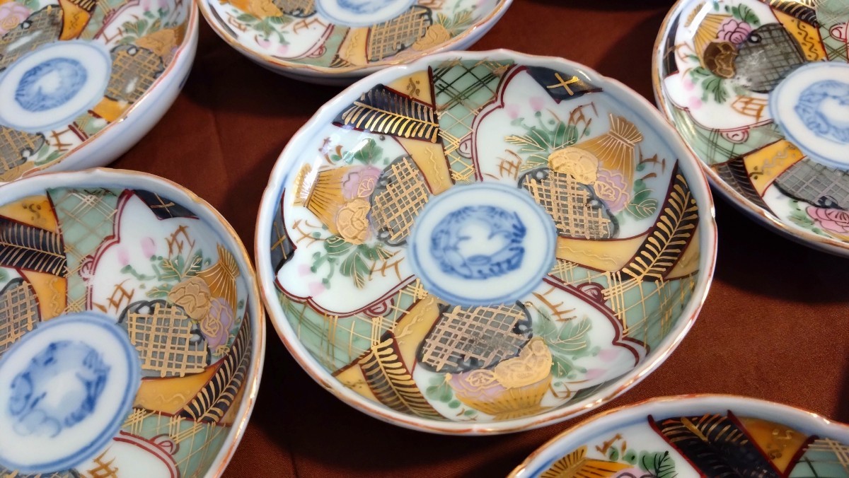 大聖寺伊万里　古伊万里　伊万里　色絵　楕円皿　菓子皿　金襴手　江戸期　５客とても素敵なお皿ですね