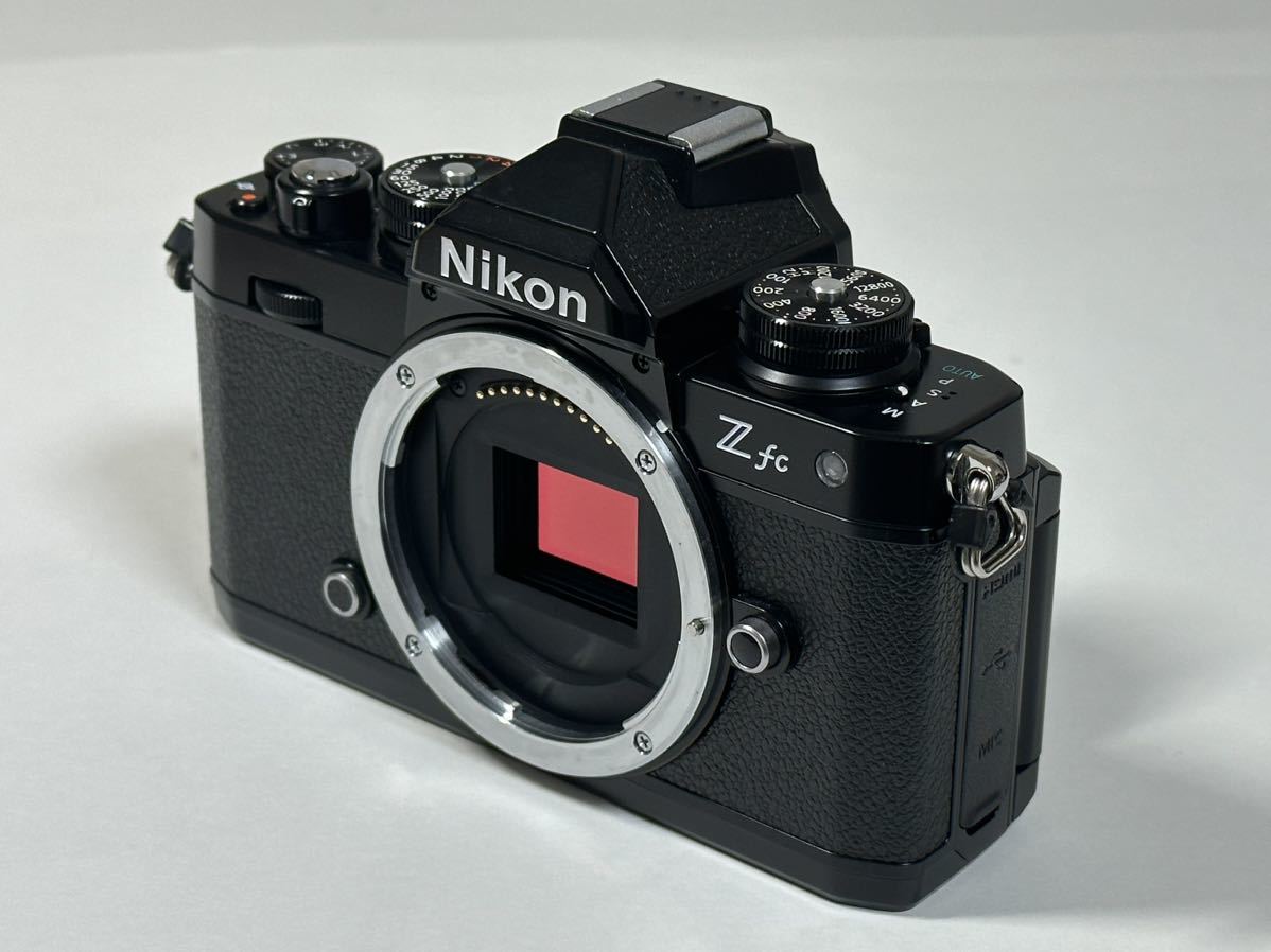 Nikon (ニコン)Zfc 16-50 キット ブラック 純正レンズフード付き