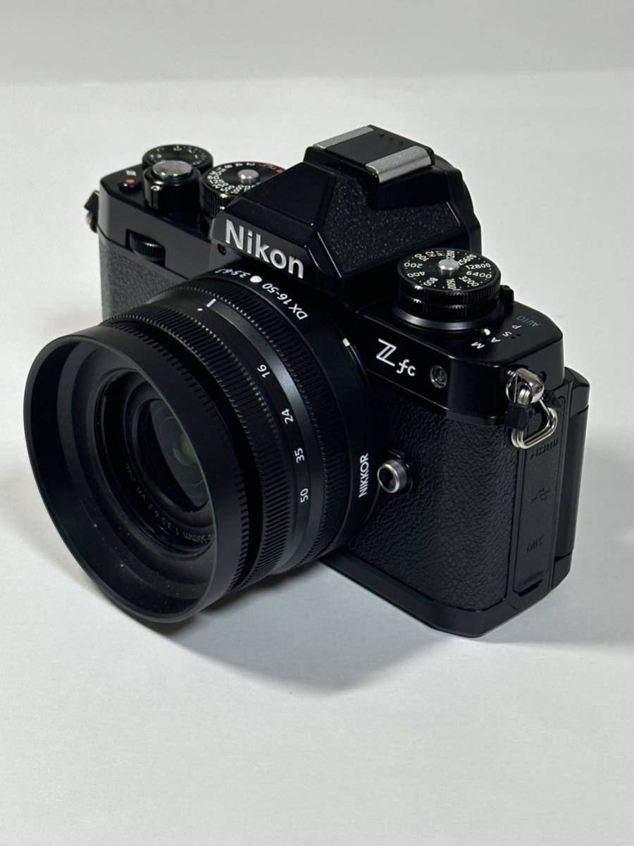 Nikon (ニコン)Zfc 16-50 キット ブラック 純正レンズフード付き