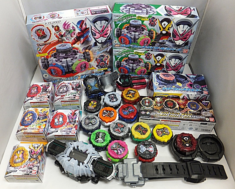 現状品・まとめ売り】仮面ライダージオウ グッズ 大量セット DXジクウ