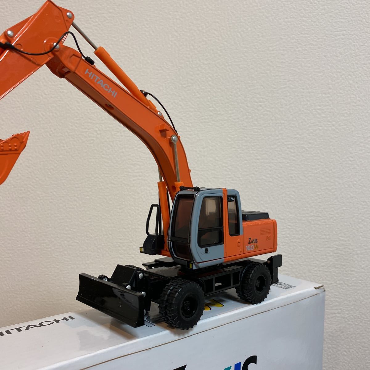 HITACHI ZAXIS160 1/40 /【Buyee】 Buyee - Japanese Proxy Service