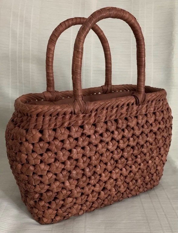 バッグ新入荷 新品 未使用品　長野産　職人手編み　網代編み　山葡萄籠バッグ